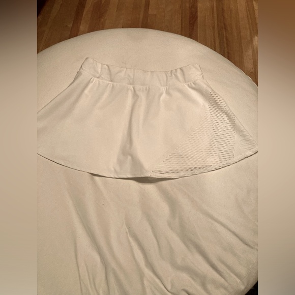 Stella McCartney / adidas tennis skirt white, size L with netting inlay one side - Picture 1 of 5